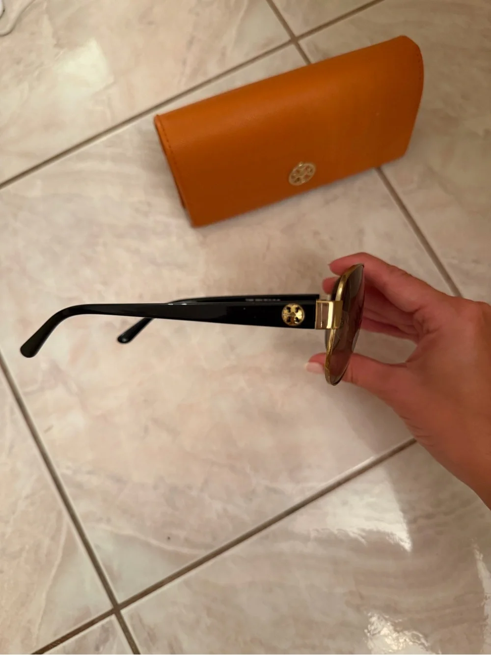 Tory Burch tory burch